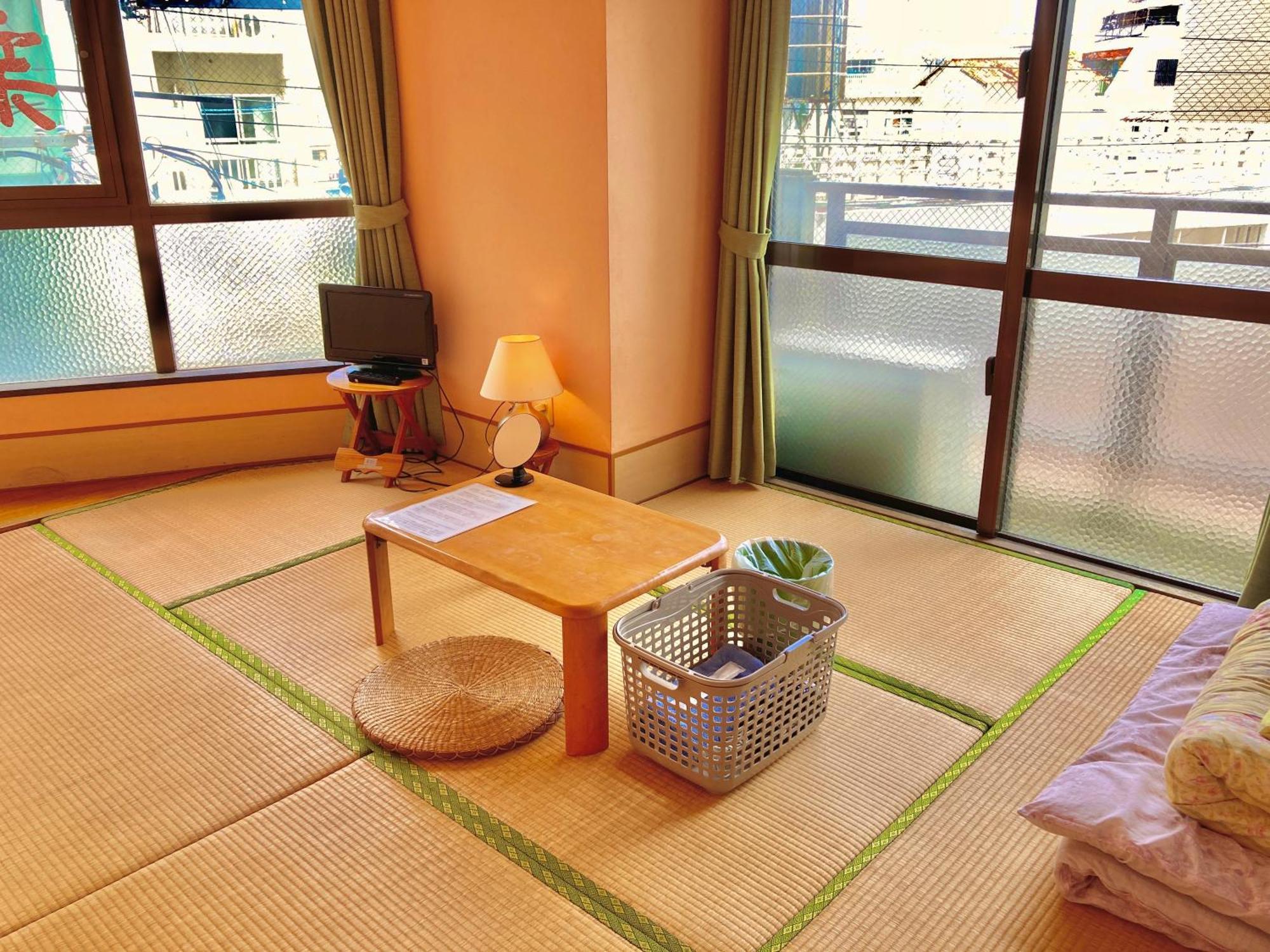 Hostel Hakuseiso Naha Dış mekan fotoğraf