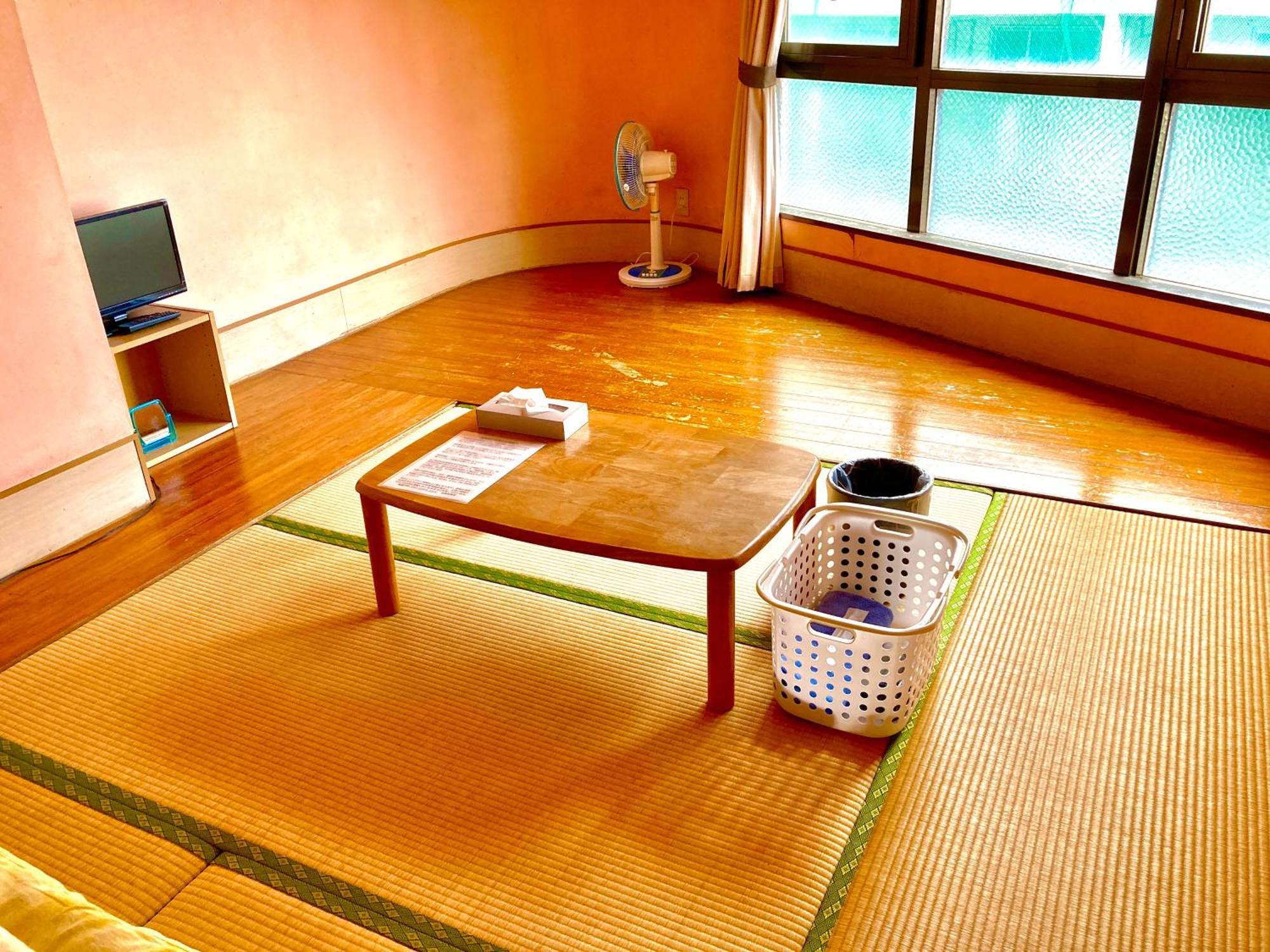 Hostel Hakuseiso Naha Dış mekan fotoğraf